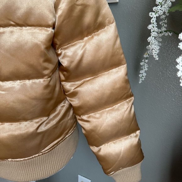 Moda International Gold Cream Fur Puffer Jacket Size Small - Picture 4 of 17